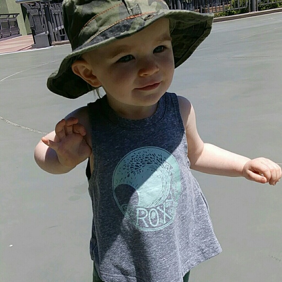 Meet your Posher, Emilee - Picture 2 of 3